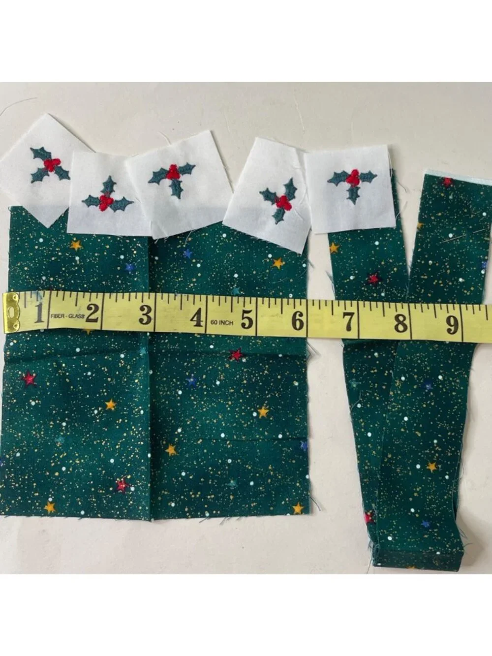 Vintage Embroidery Holly Quilt Kit by Sylvia Hansen Holiday Christmas Craft New
